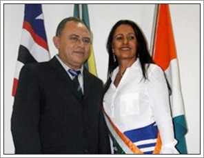 Francisco Bosco do Nascimento, vice-prefeito e Luzivete Botelho da Silva, prefeita de Itinga 
