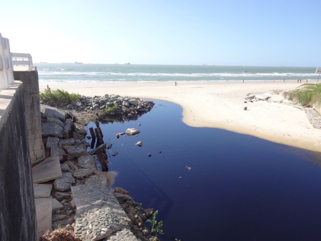 Foto: Gabriel Gazolla onde mostra que o problema no Rio Calhau é recorrente